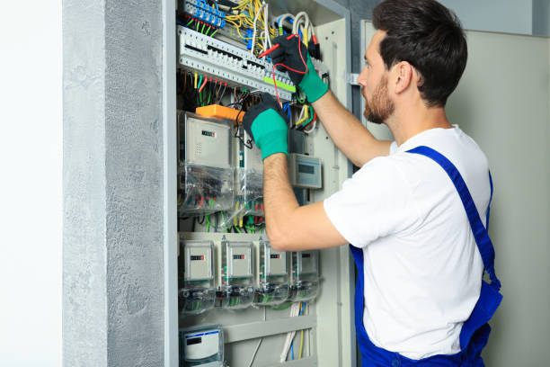 Best Electrical Contractors for Businesses  in Fitchburg, WI